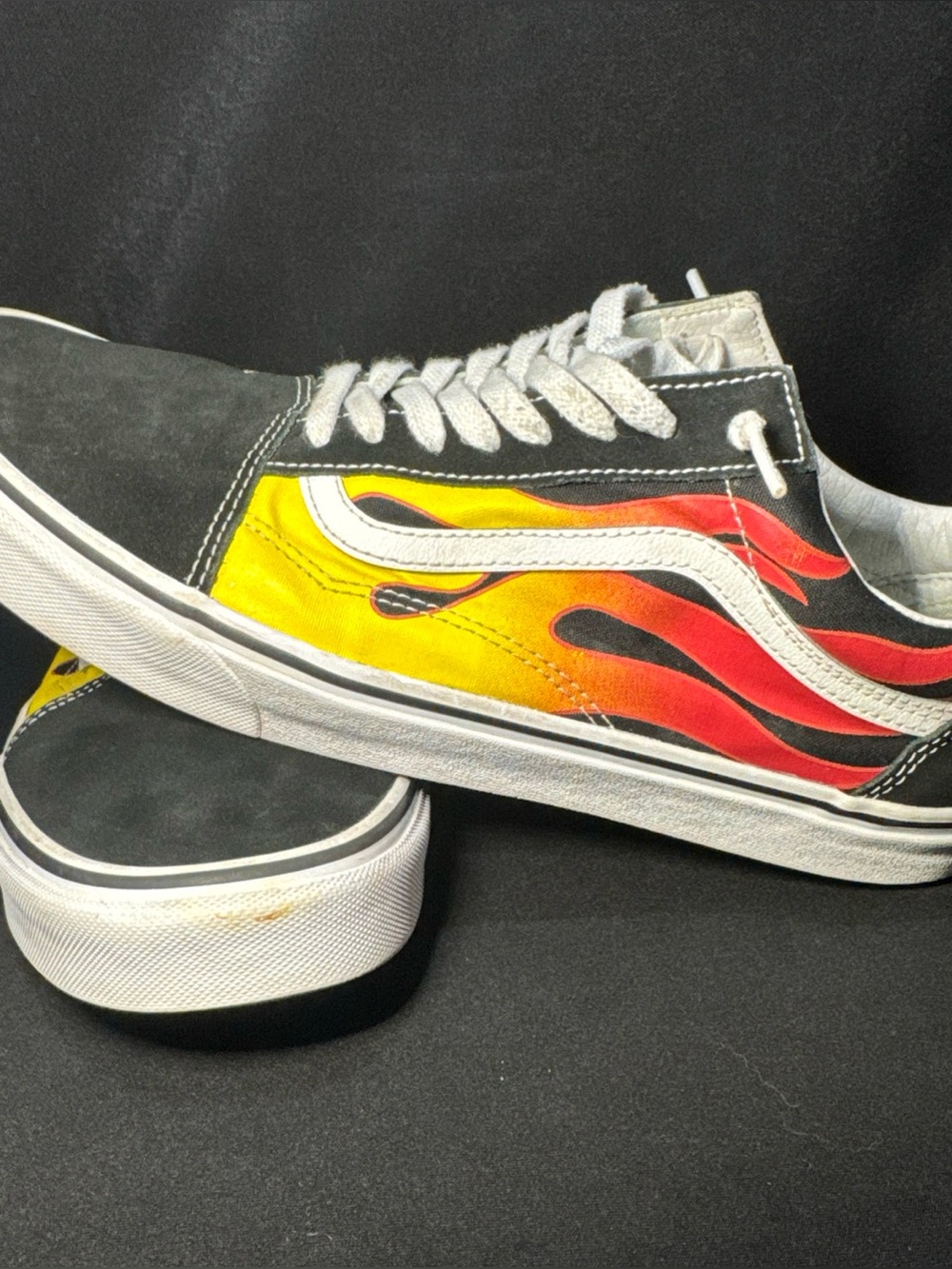 Vans Old Skool Flame VN0A38G1PHN Men’s Size 13 Black Red Yellow